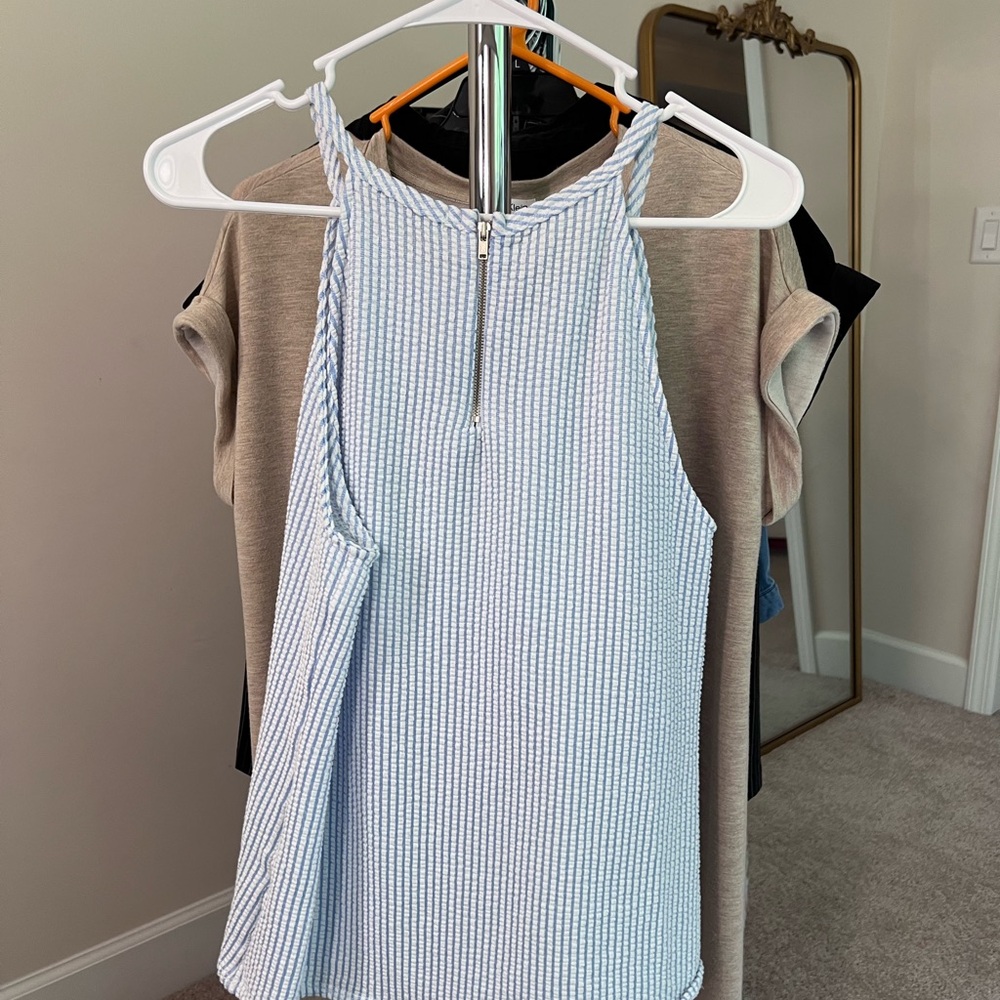 Green Envelope Blue Ribbed Tank Top - Picture 2 of 3
